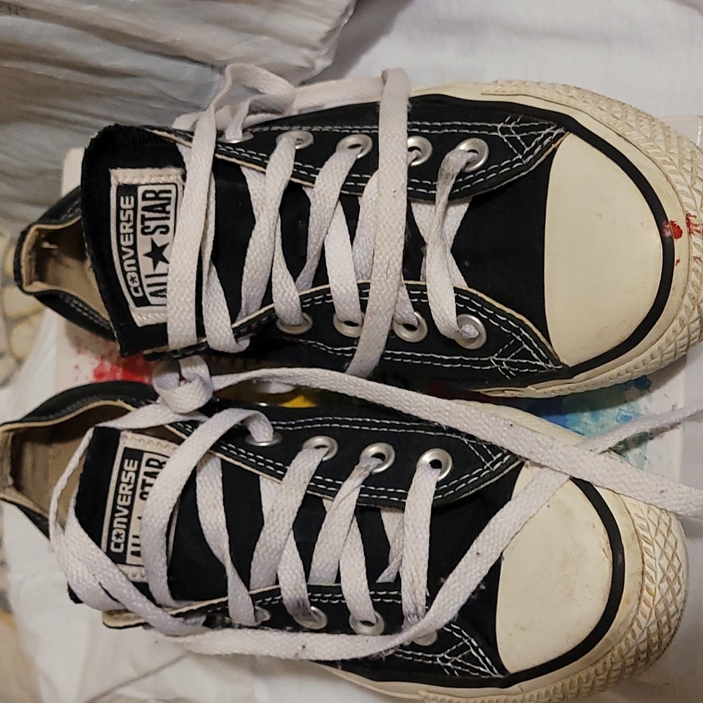 Black converse